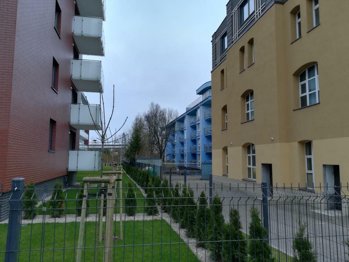 Apartament Z Balkonem Lazur 250M Od Morza Kołobrzeg Exterior foto